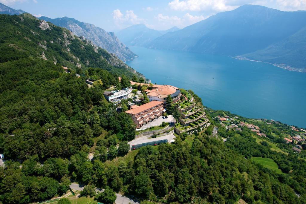 Hotel Le Balze - Aktiv & Wellness Tremosine Eksteriør bilde